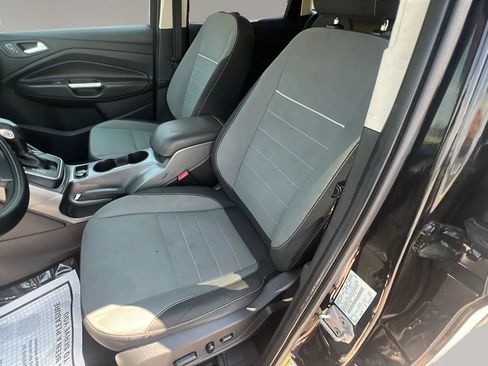 Used 2014 Ford Escape SE w/ Equipment Group 201A FWD image 17