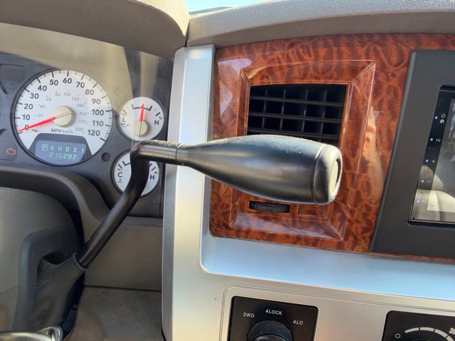 Used 2006 Dodge Ram 1500 Truck Laramie w/ Trailer Tow Group AWD/4WD image 17