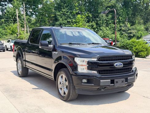 Used 2018 Ford F150 Lariat w/ Equipment Group 502A Luxury AWD/4WD image 8