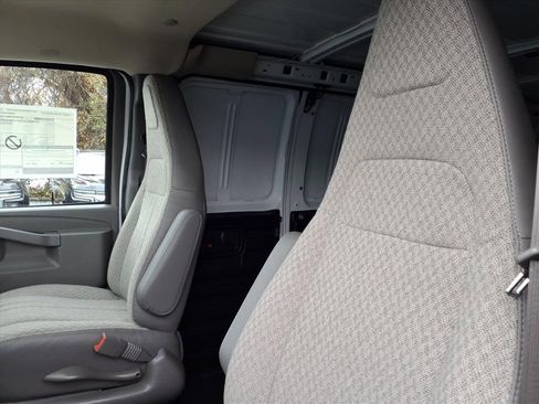 New 2025 Chevrolet Express 2500 image 11