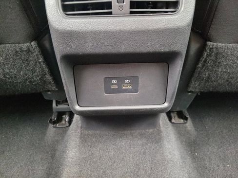 Used 2021 Nissan Rogue SV image 14