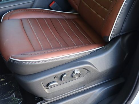 New 2026 GMC Sierra 1500 Denali Ultimate image 14