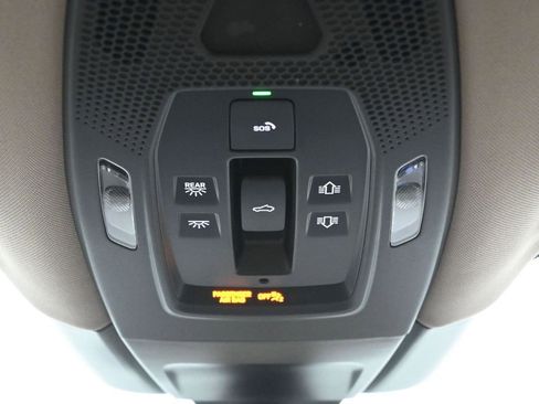 New 2026 Porsche Panamera image 25