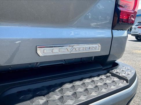 New 2026 GMC Canyon Elevation w/ Convenience Package RWD image 9