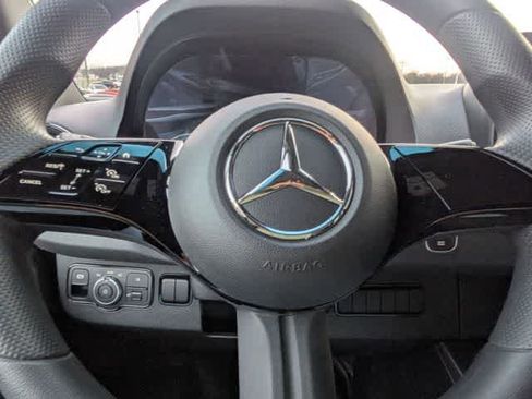 Used 2024 Mercedes-Benz eSprinter 170 Cargo image 18