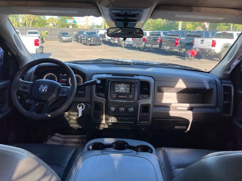 Used 2018 RAM 3500 Tradesman w/ Chrome Appearance Group AWD/4WD image 14