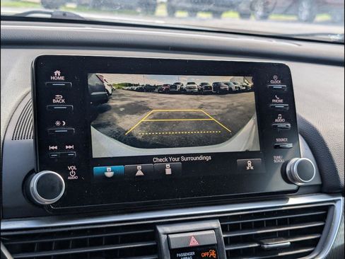 Used 2019 Honda Accord Sport image 7