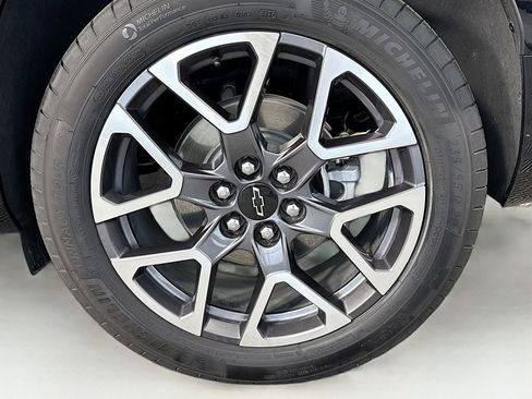 Used 2025 Chevrolet Blazer RS w/ Driver Confidence II Package image 32