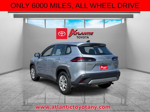 Used 2026 Toyota Corolla Cross L AWD/4WD image 4