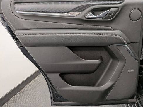 Used 2023 GMC Yukon Denali w/ Denali Reserve Package image 20