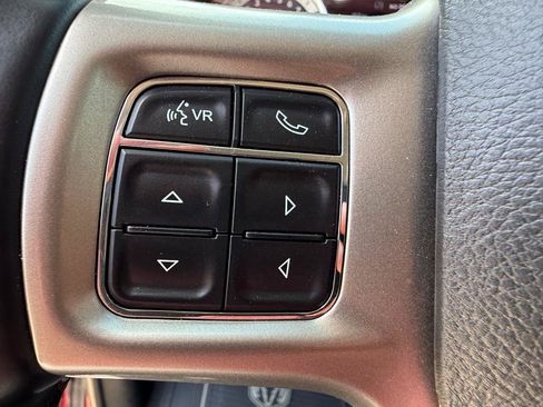 Used 2017 RAM 1500 Laramie w/ Convenience Group AWD/4WD image 18