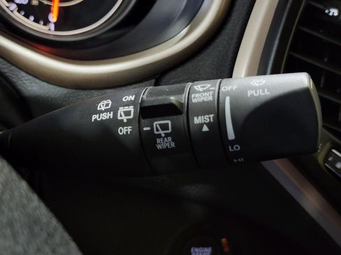 Used 2018 Jeep Cherokee Limited image 17