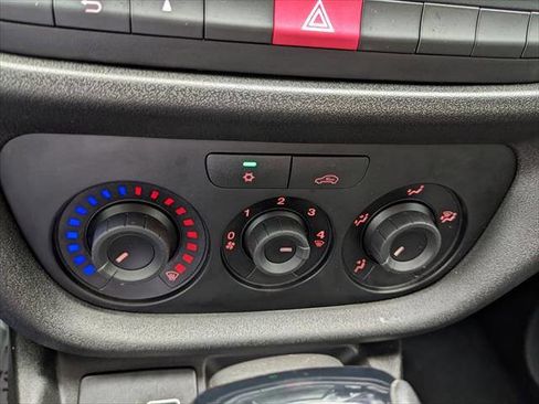 Used 2022 RAM ProMaster City Tradesman FWD image 18