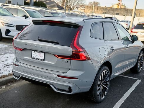 New 2026 Volvo XC60 B5 Ultra w/ Climate Package image 11
