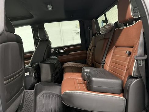 New 2026 GMC Sierra 2500 Denali Ultimate w/ Max Trailering Package AWD/4WD image 16