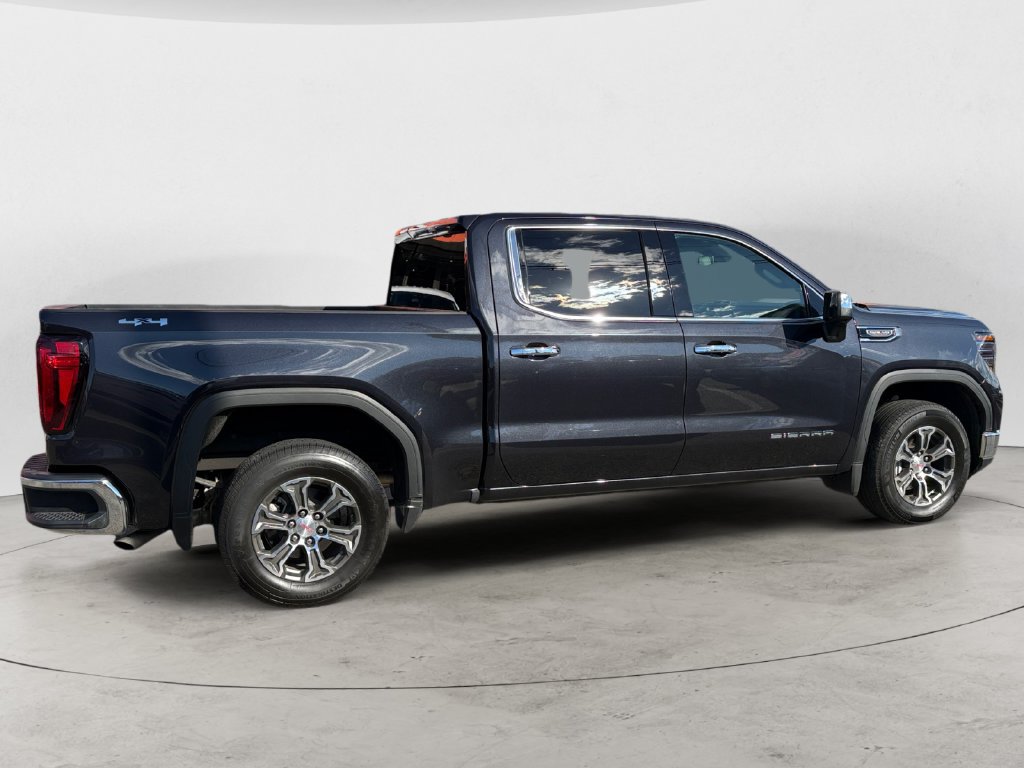 Used 2025 GMC Sierra 1500 SLT AWD/4WD image 2