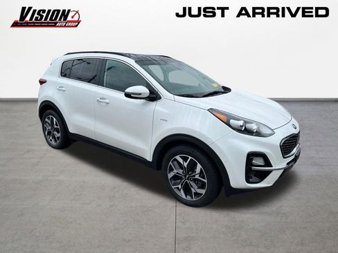 Certified 2020 Kia Sportage EX w/ EX Technology Package image 3