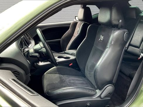 Used 2019 Dodge Challenger R/T Scat Pack w/ Plus Package RWD image 21