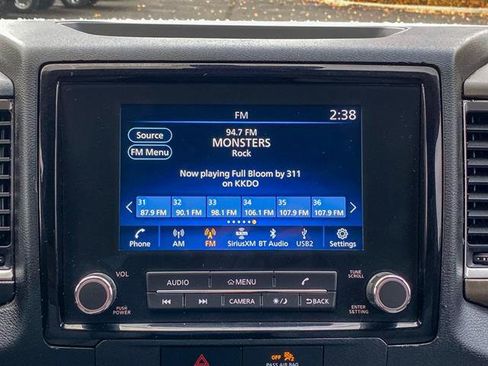 Used 2023 Nissan Frontier SV w/ SV Convenience Package image 13