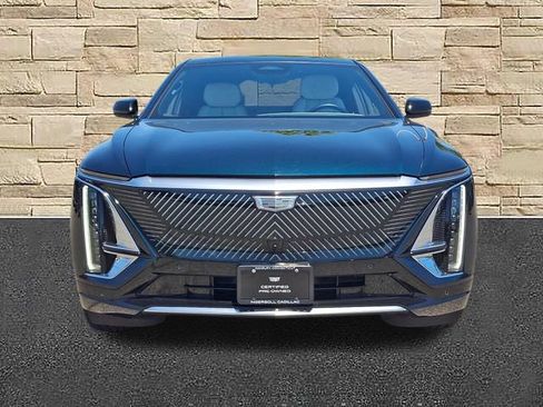 Certified 2024 Cadillac Lyriq Luxury AWD/4WD image 5