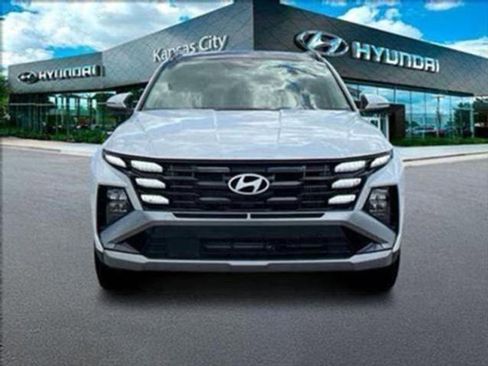 New 2025 Hyundai Tucson SEL image 9