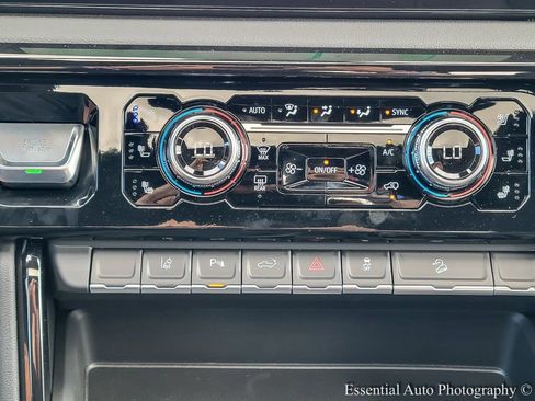 New 2026 GMC Sierra 2500 AT4 w/ AT4 Premium Plus Package image 15