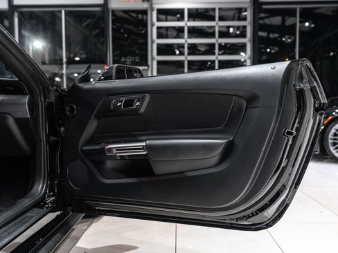 Used 2015 Ford Mustang GT w/ GT Performance Package image 31