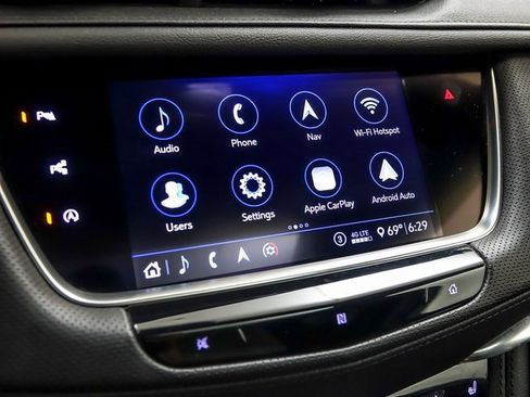 Used 2020 Cadillac XT5 Premium Luxury image 19