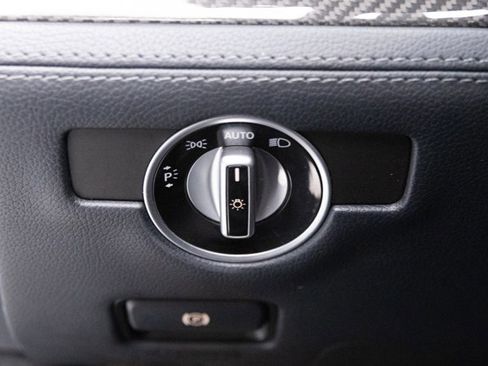 Used 2015 Mercedes-Benz SL 63 AMG w/ Driver Assistance Package image 82