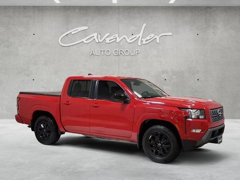 Used 2023 Nissan Frontier SV w/ SV Convenience Package image 2