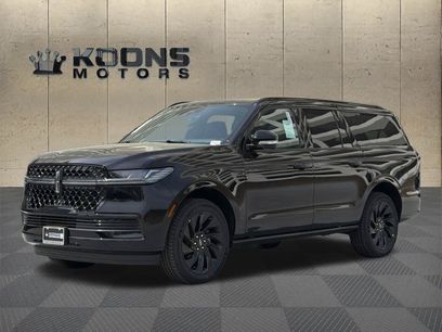 New 2026 Lincoln Navigator Reserve w/ Jet Appearance Package