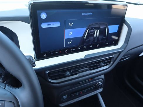 New 2025 Ford Bronco Sport Heritage w/ Convenience Package image 6