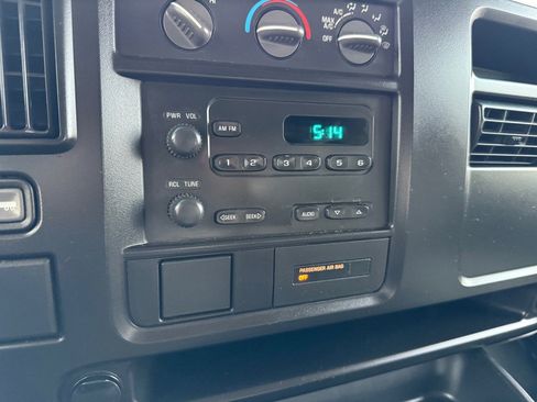 Used 2007 GMC Savana 1500 G1500 image 18