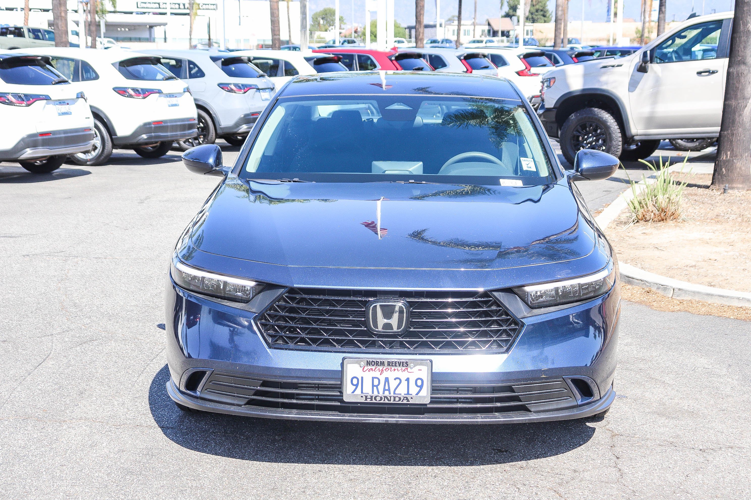 Used 2024 Honda Accord EX image 2