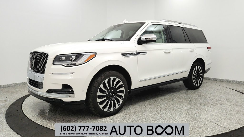 Used 2024 Lincoln Navigator Black Label AWD/4WD image 1