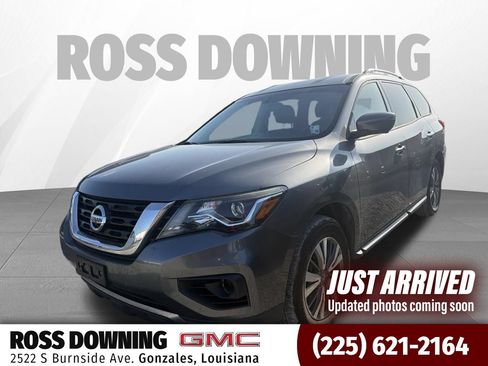 Used 2020 Nissan Pathfinder SL FWD image 1