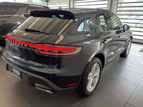 Used 2023 Porsche Macan AWD/4WD image 3