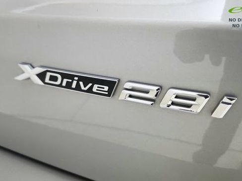 Used 2025 BMW X1 xDrive28i AWD/4WD image 19