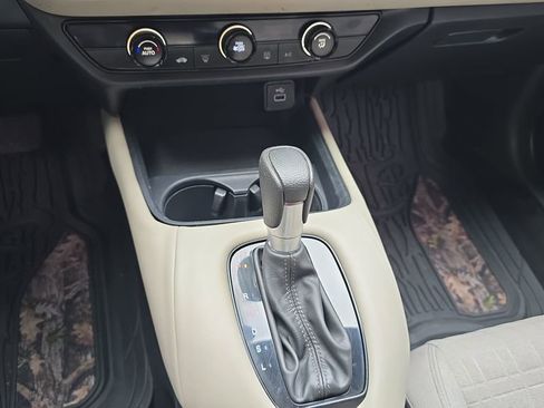 Used 2024 Honda HR-V LX image 21