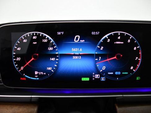 Used 2022 Mercedes-Benz GLS 450 4MATIC image 12