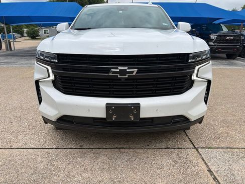 Used 2023 Chevrolet Suburban RST w/ Luxury Package RWD image 2