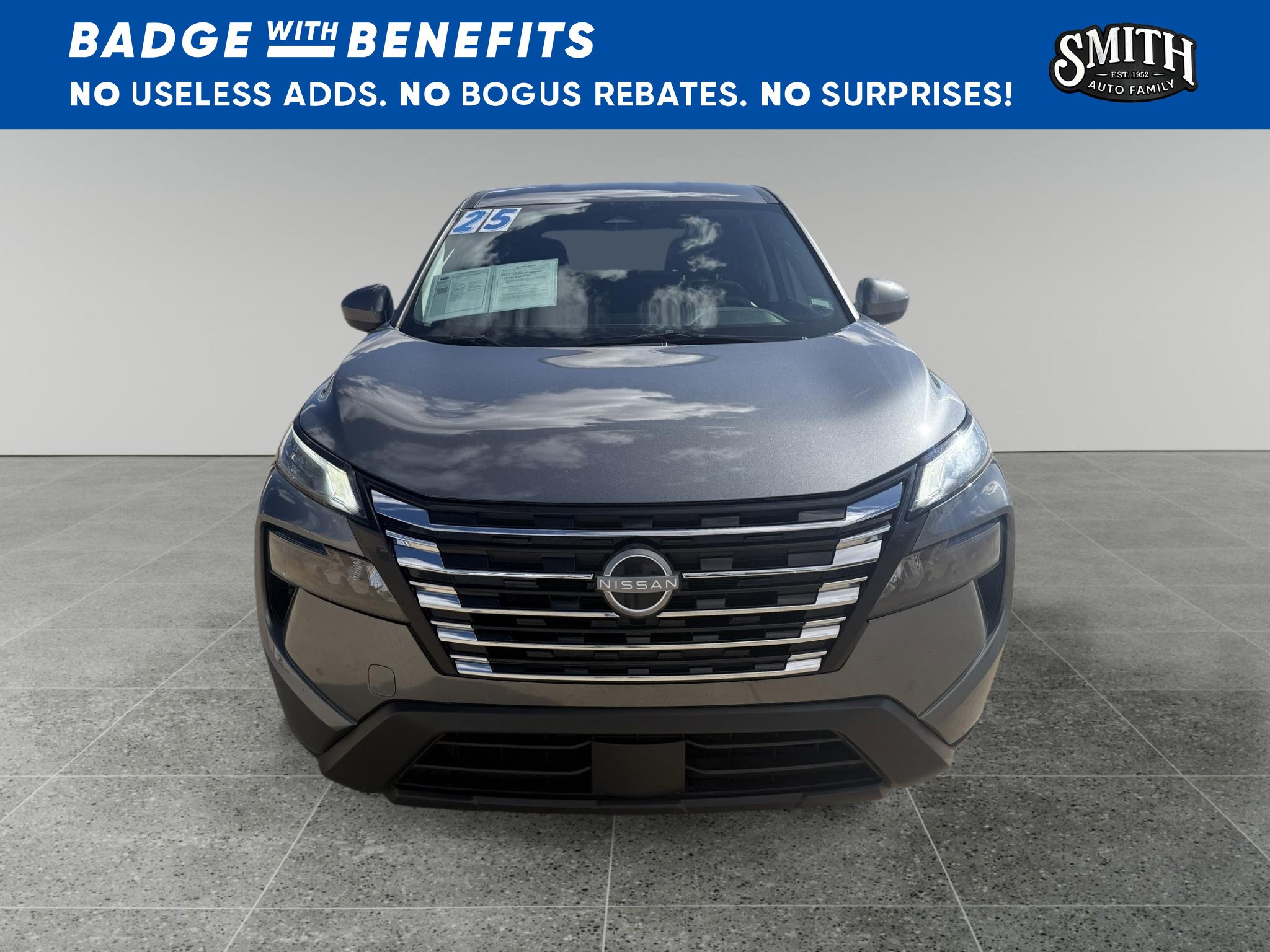 Used 2025 Nissan Rogue SV FWD image 5