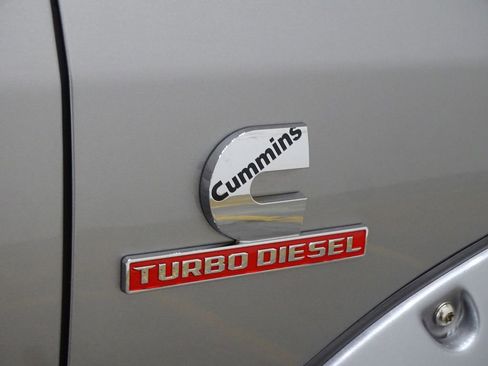 Used 2021 RAM 2500 Tradesman w/ Chrome Appearance Group image 42