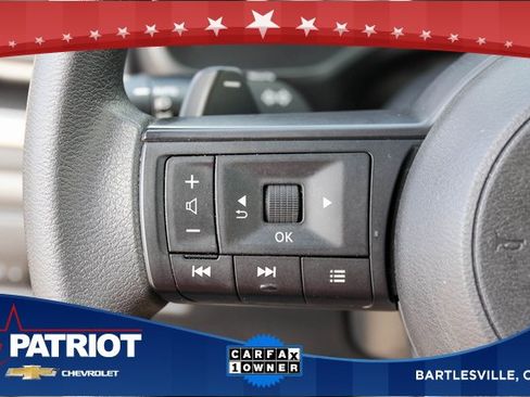 Used 2024 Nissan Rogue SV image 26