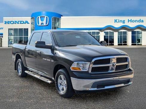 Used 2011 RAM 1500 Classic SLT AWD/4WD image 3