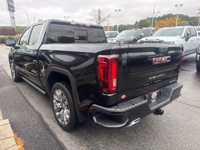 Used 2023 GMC Sierra 1500 Denali w/ Denali Reserve Package AWD/4WD image 8