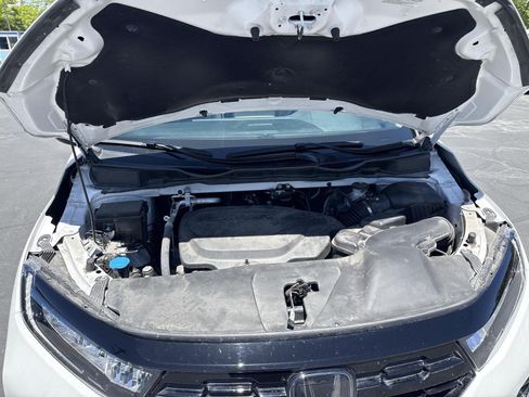 Certified 2025 Honda Odyssey Elite image 36