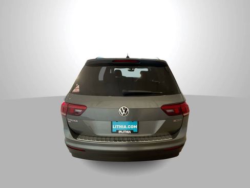 Used 2019 Volkswagen Tiguan SE image 7