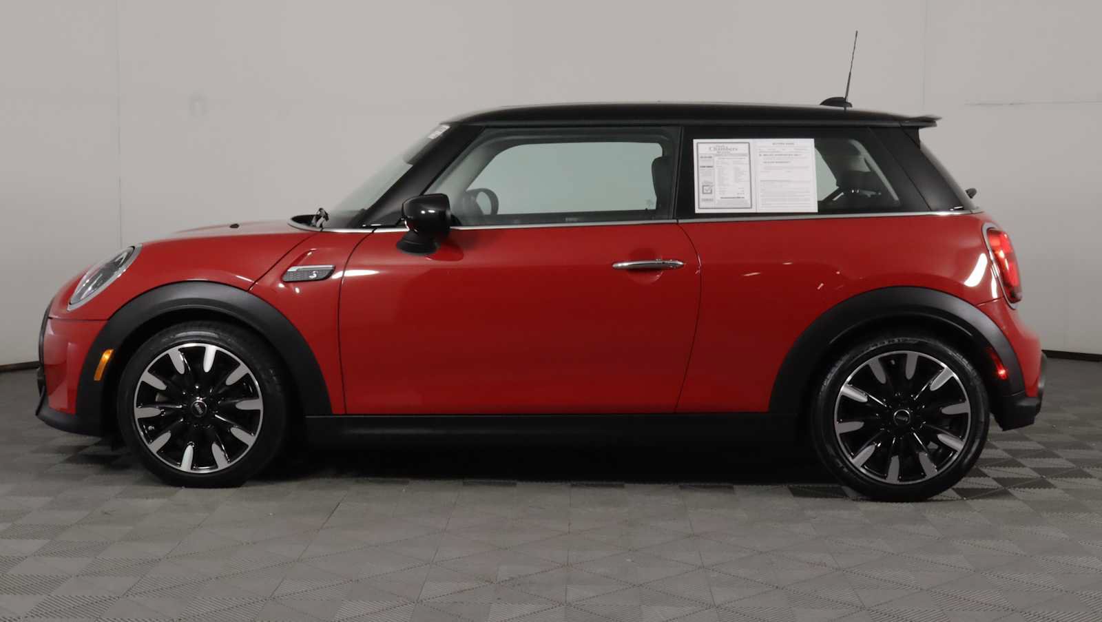 Used 2024 MINI Cooper S FWD image 4