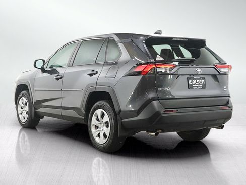Used 2023 Toyota RAV4 LE AWD/4WD image 3